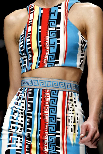 Look 85